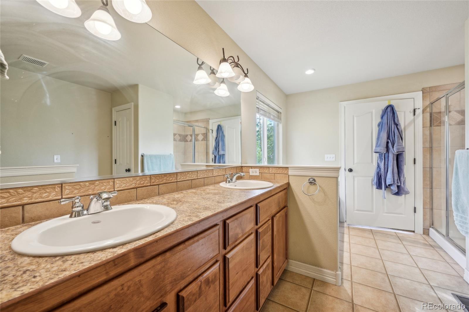 1114 Cottonwood Court