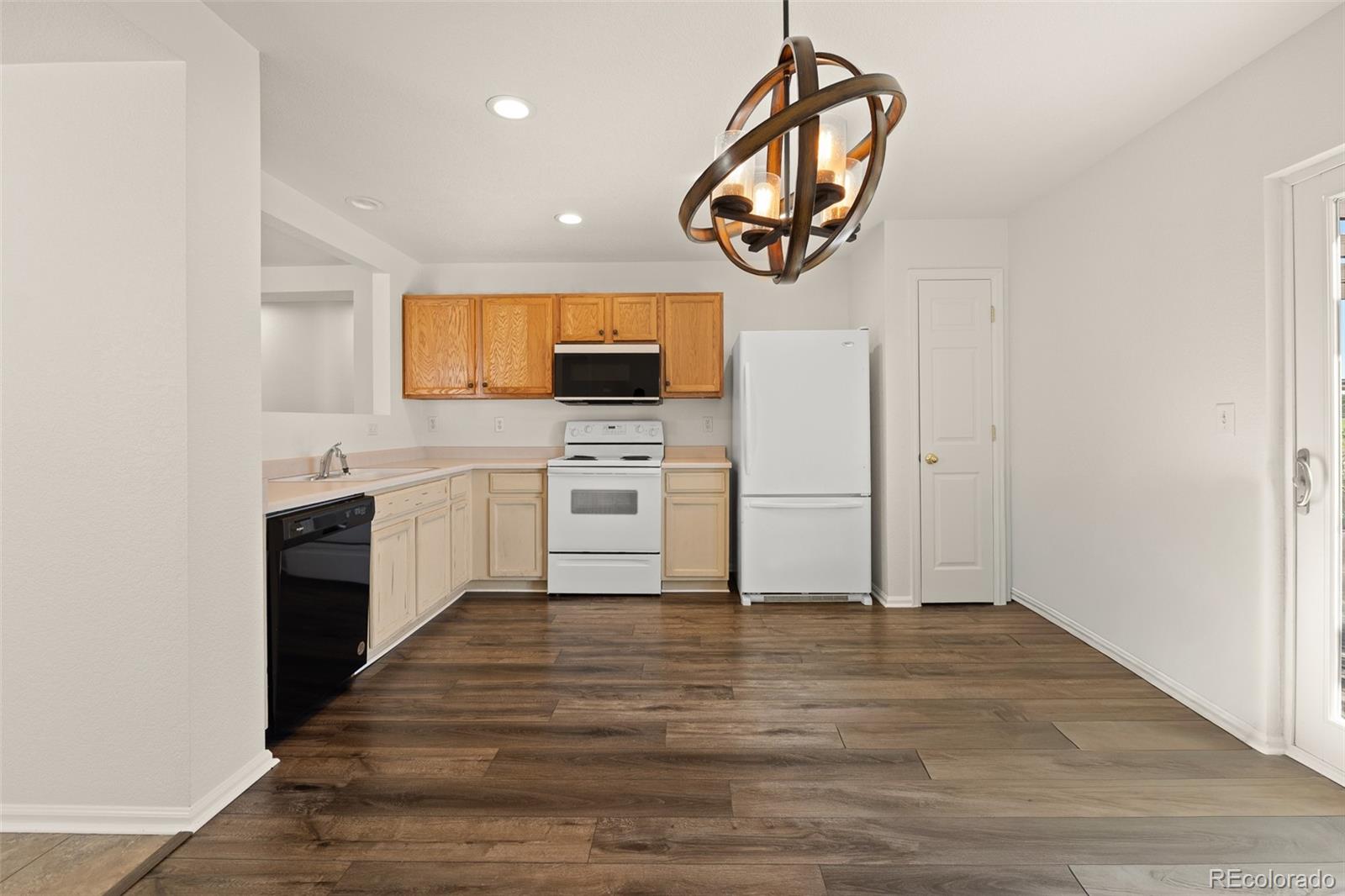 266 Ponderosa Place