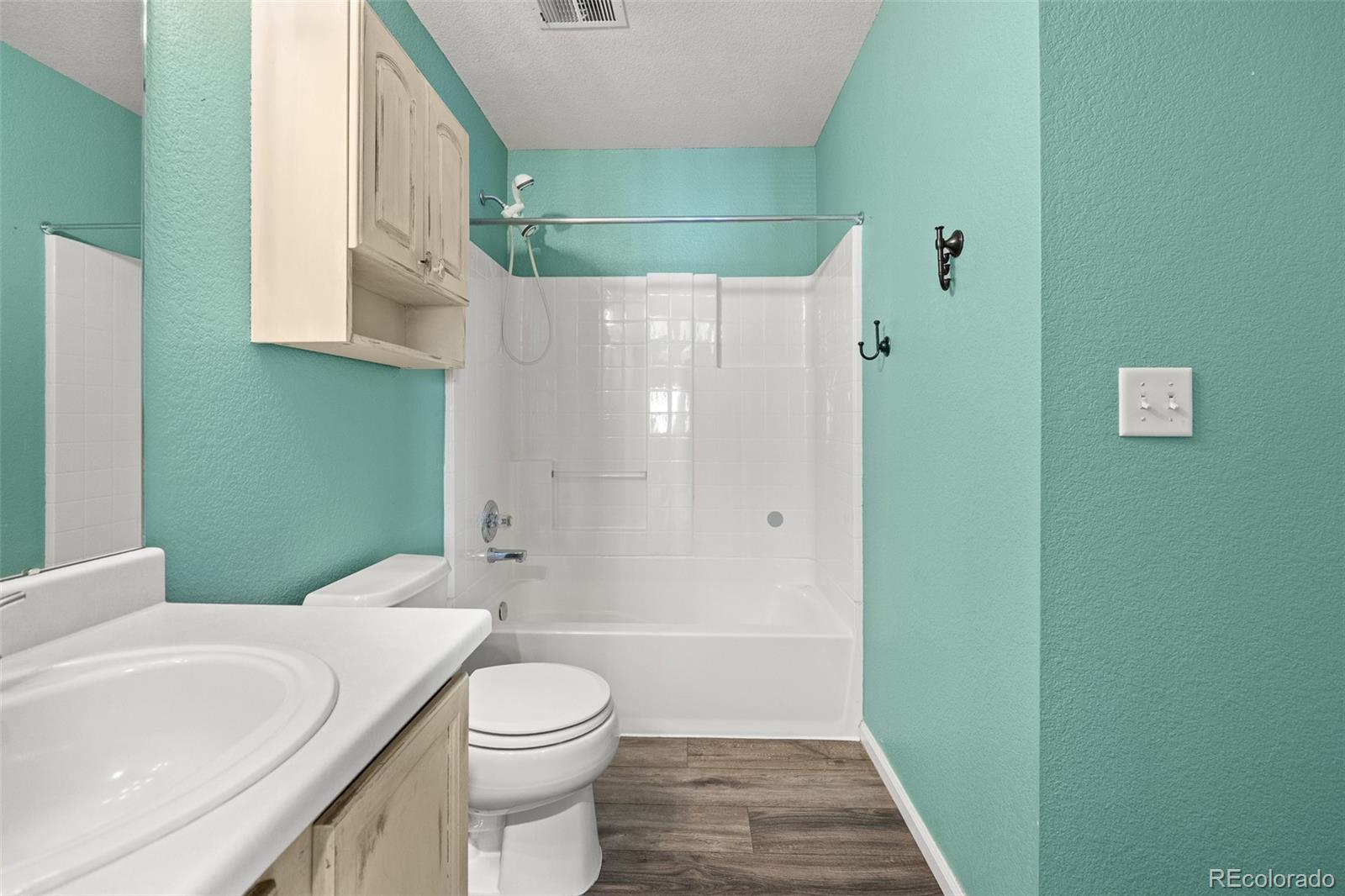 266 Ponderosa Place