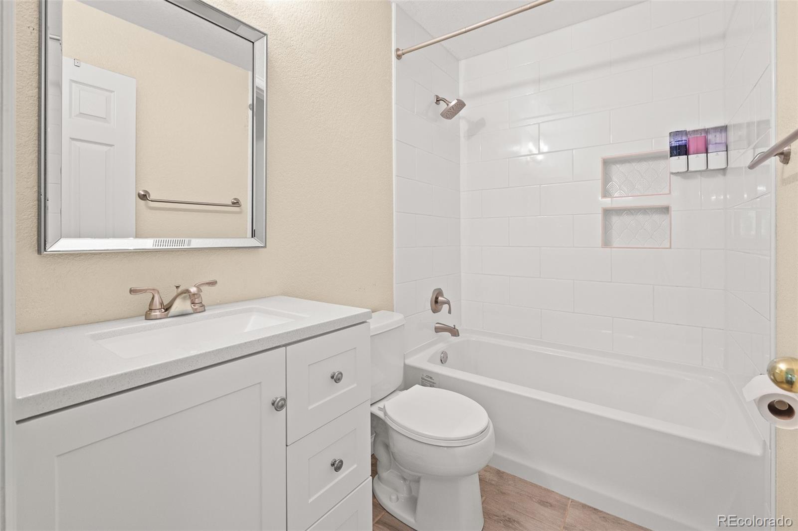 266 Ponderosa Place