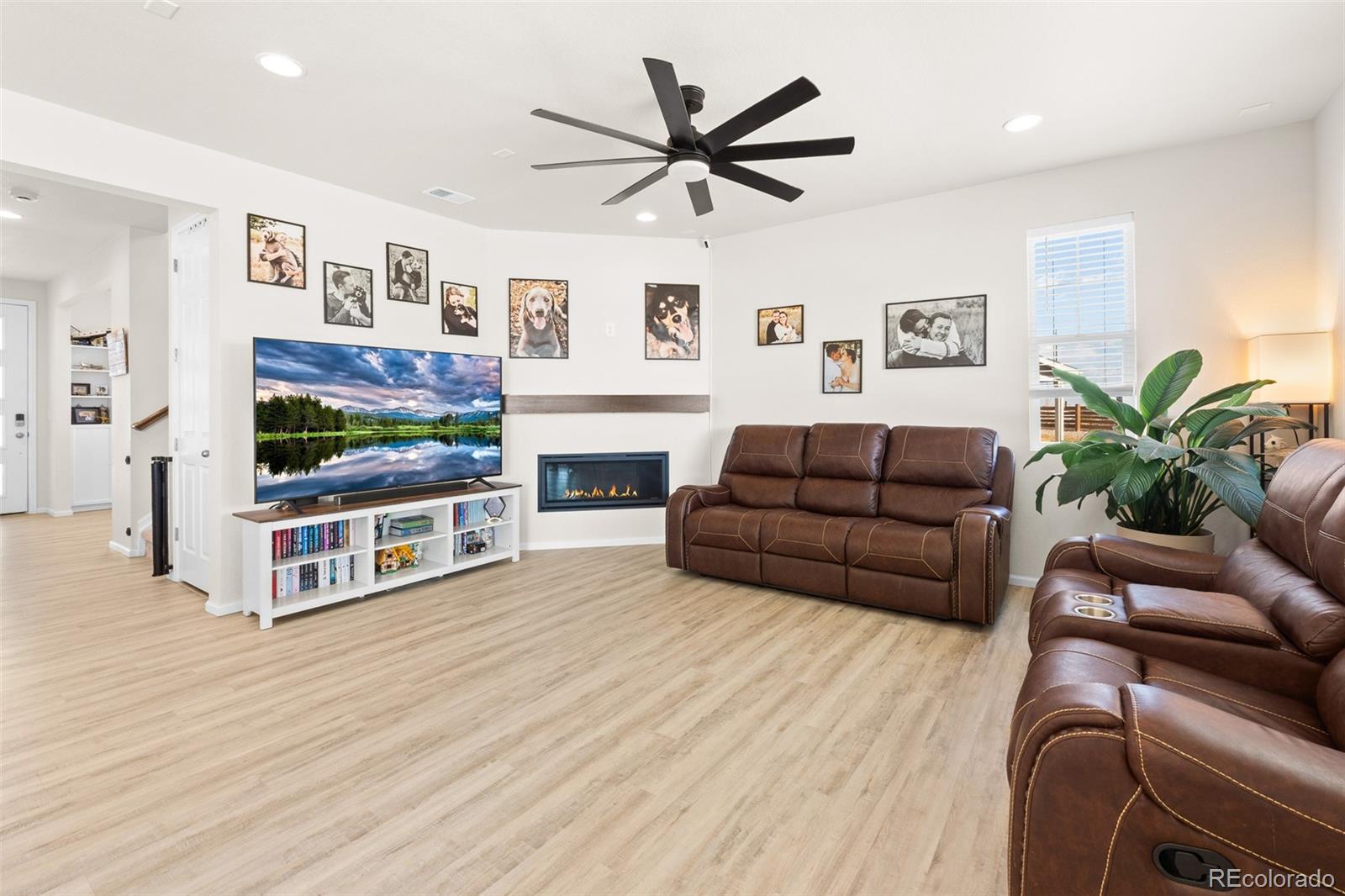 919 Goodrich Peak Street