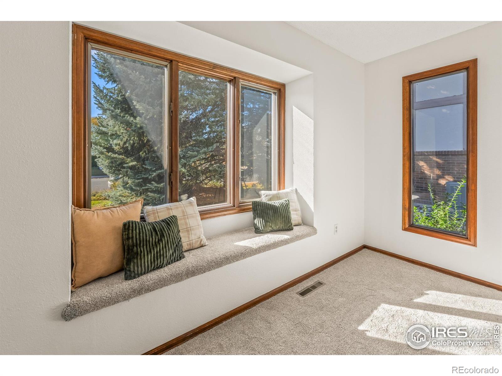 3016 Glendevey Drive