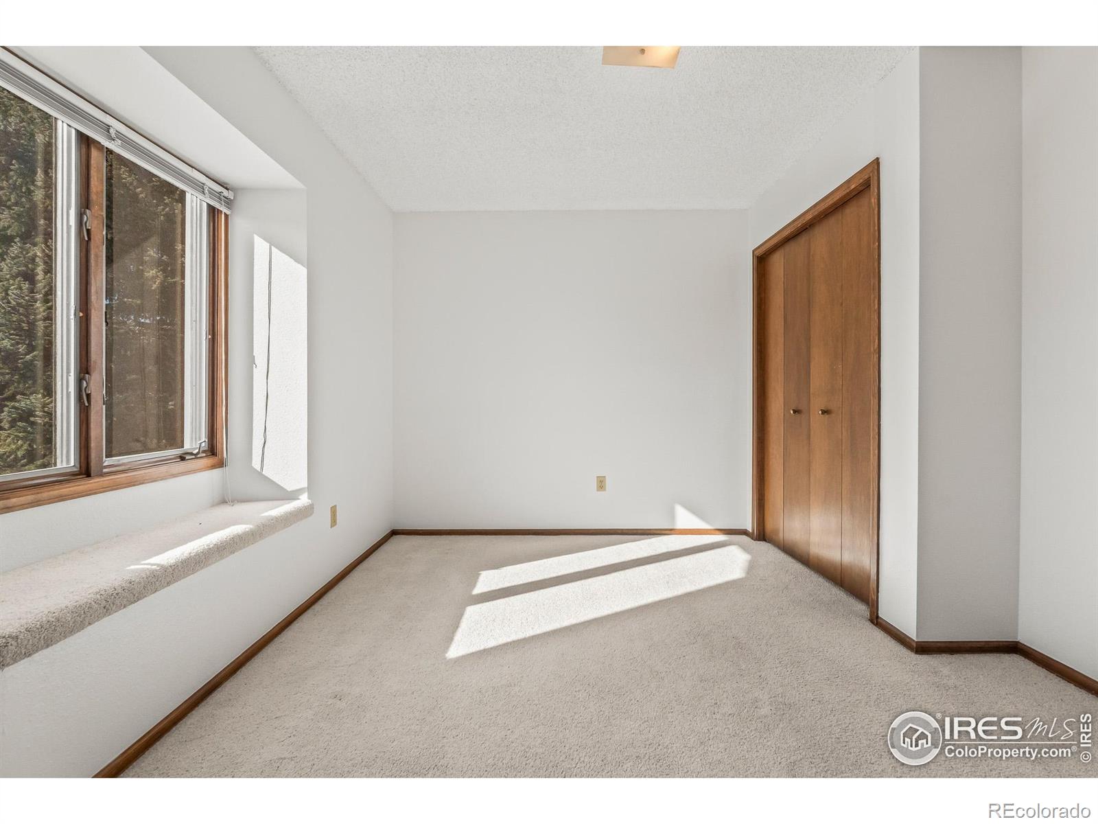 3016 Glendevey Drive