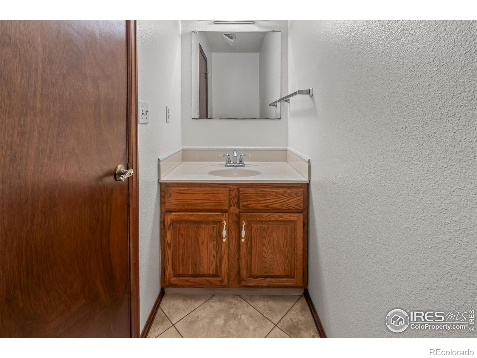 3016 Glendevey Drive