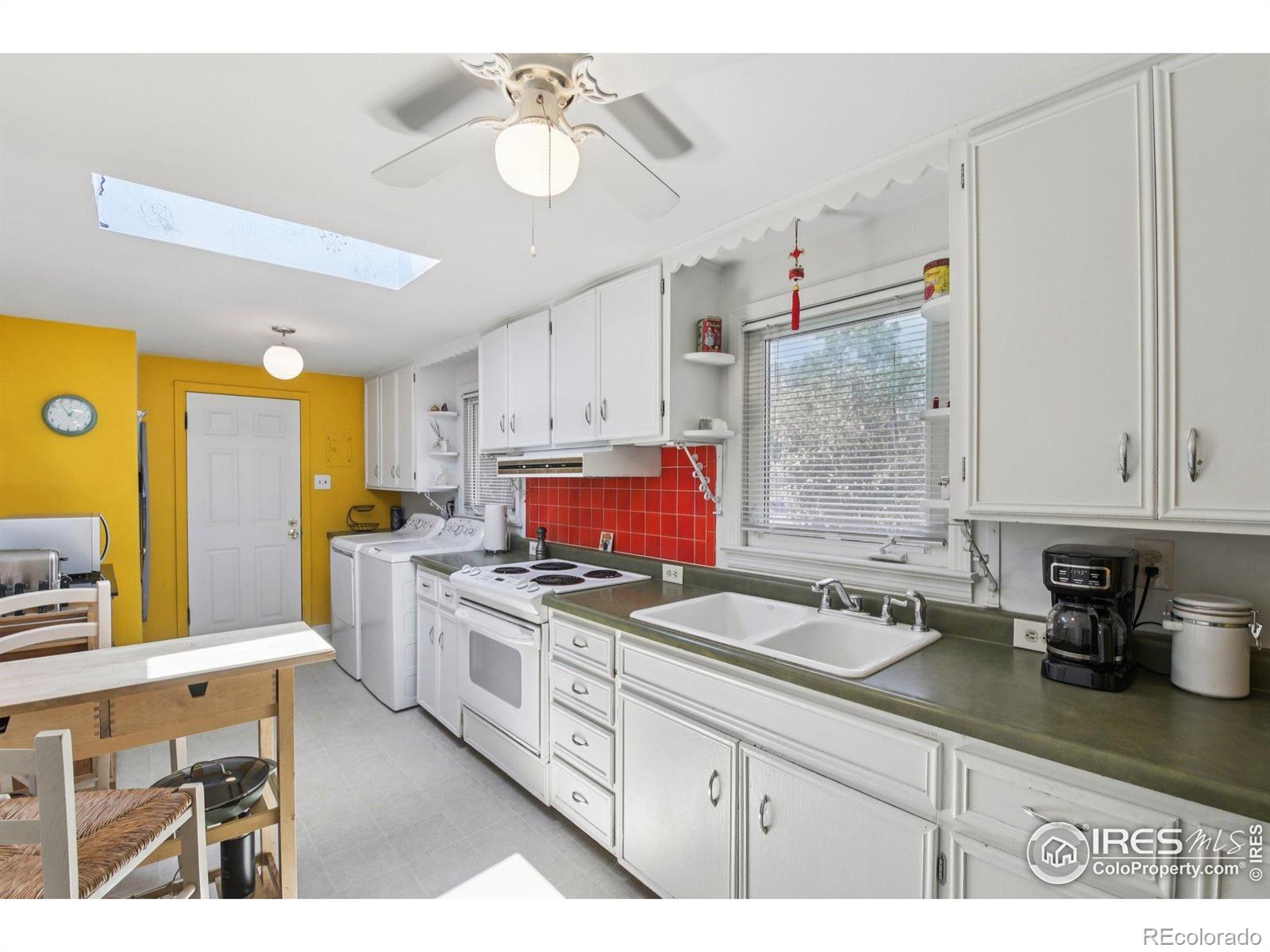 1110 S Quitman Street