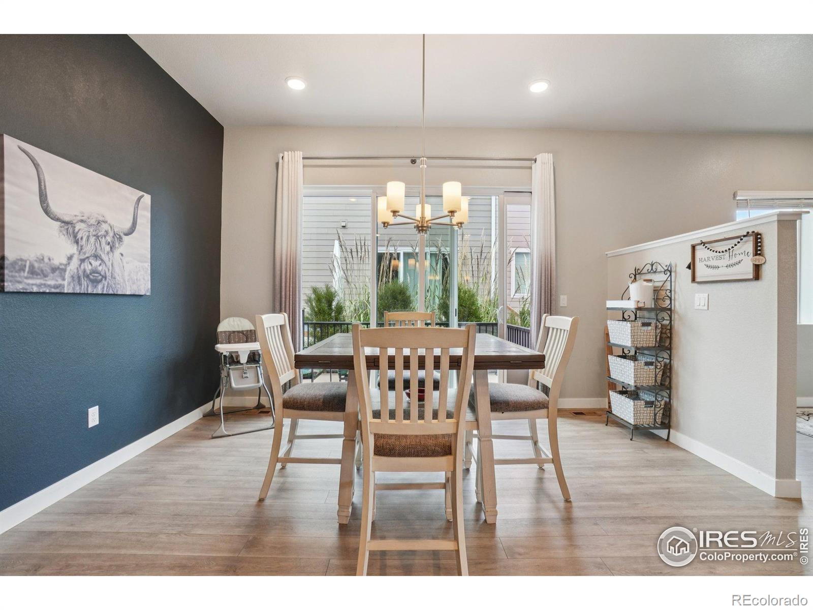 12541 Lake View Street