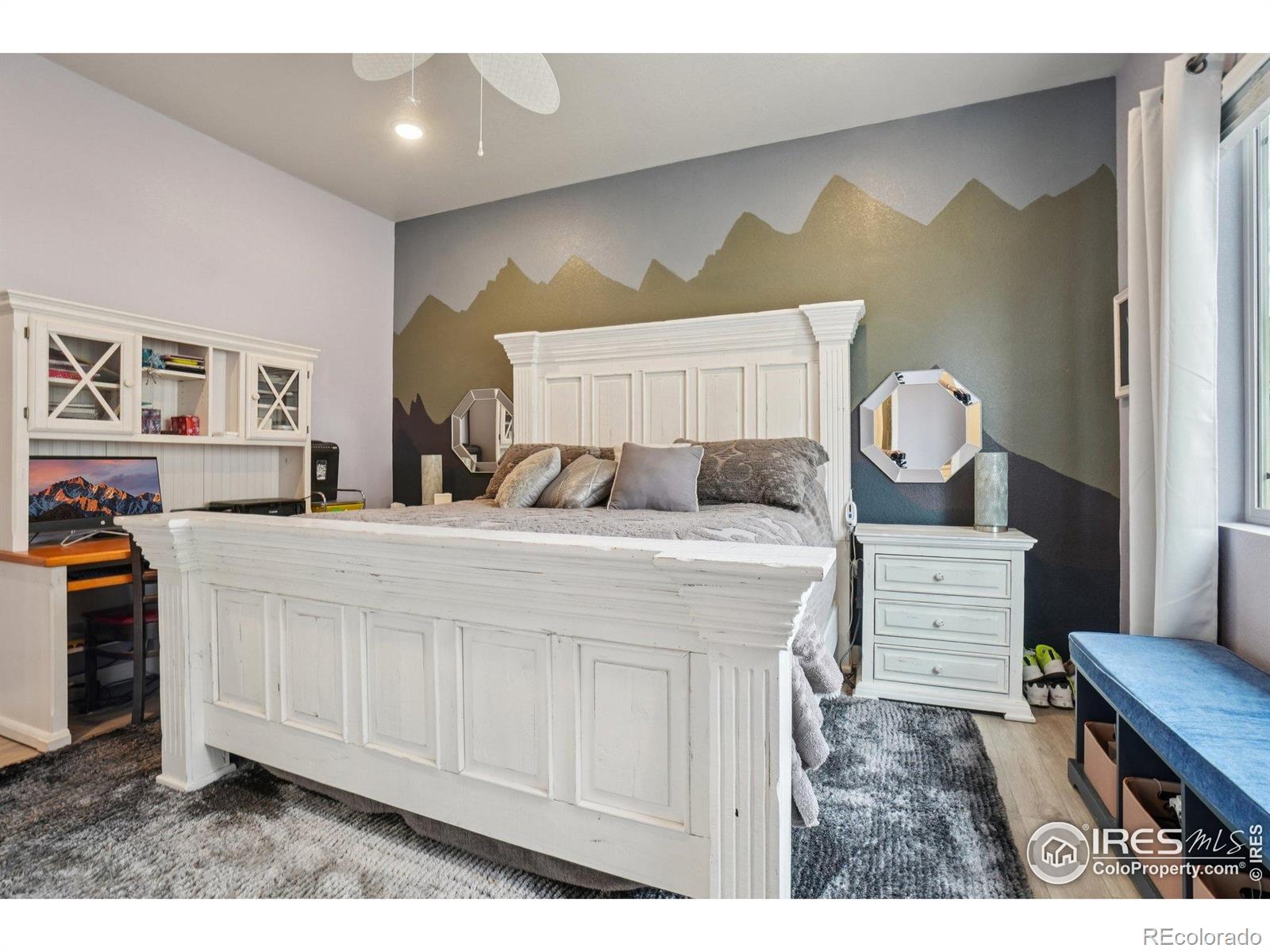 12541 Lake View Street