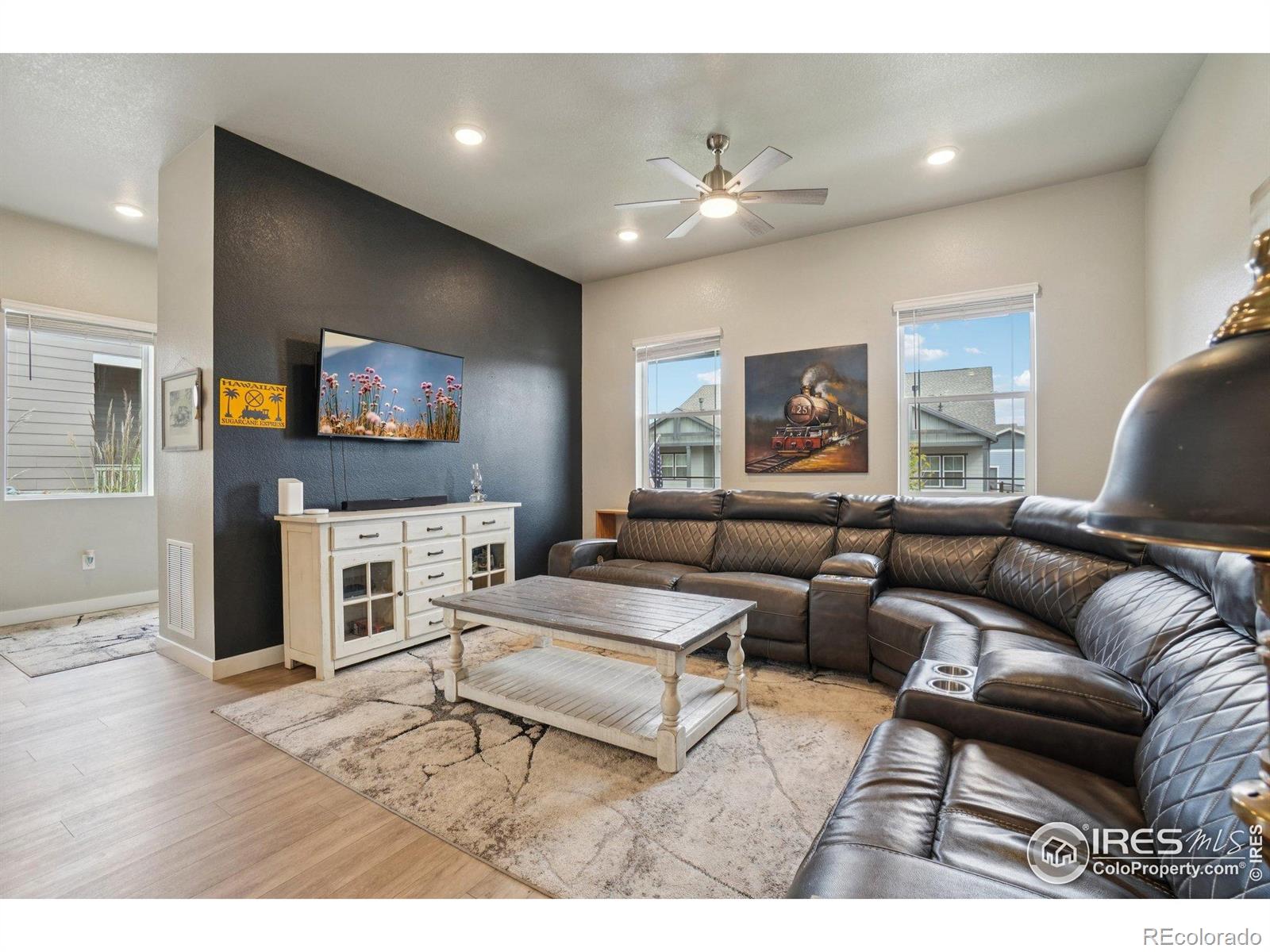 12541 Lake View Street