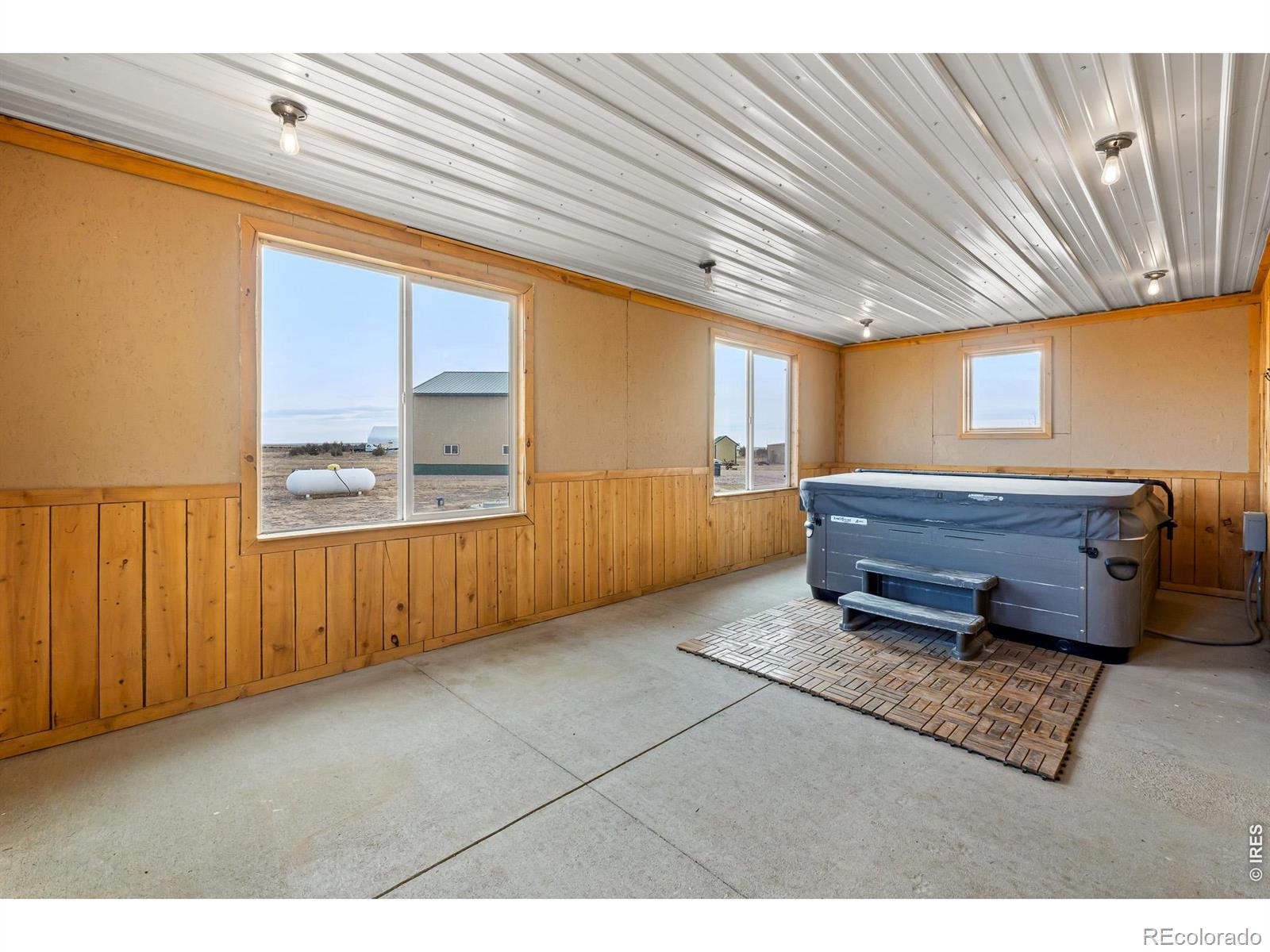 16225 County Road 98