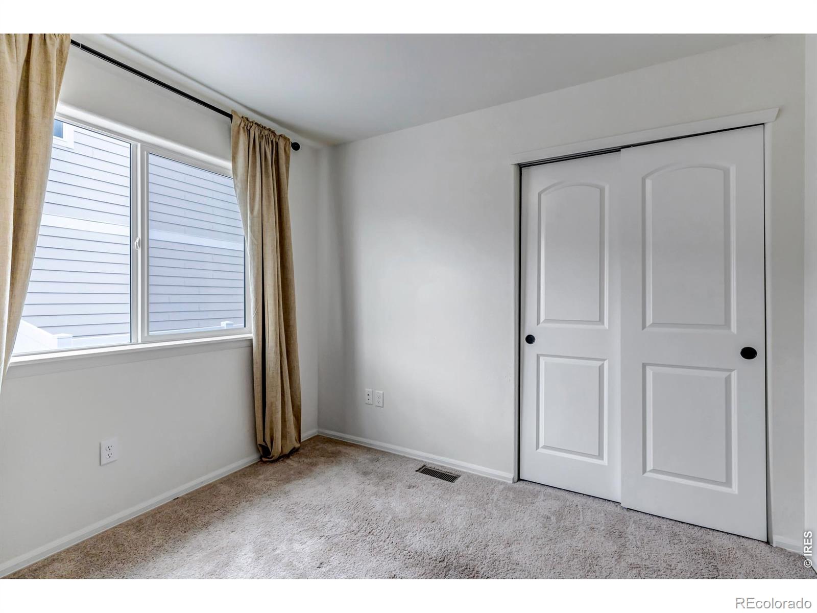 945 Maplebrook Drive