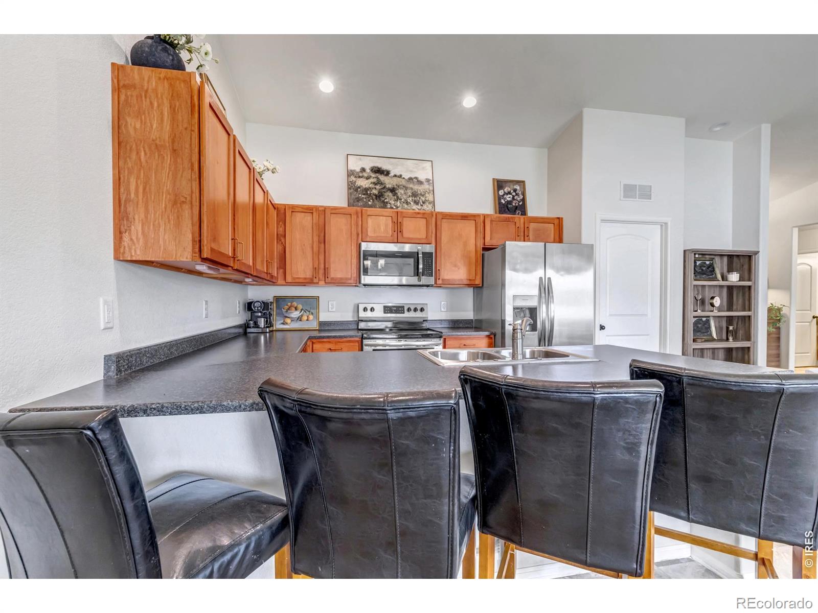 945 Maplebrook Drive