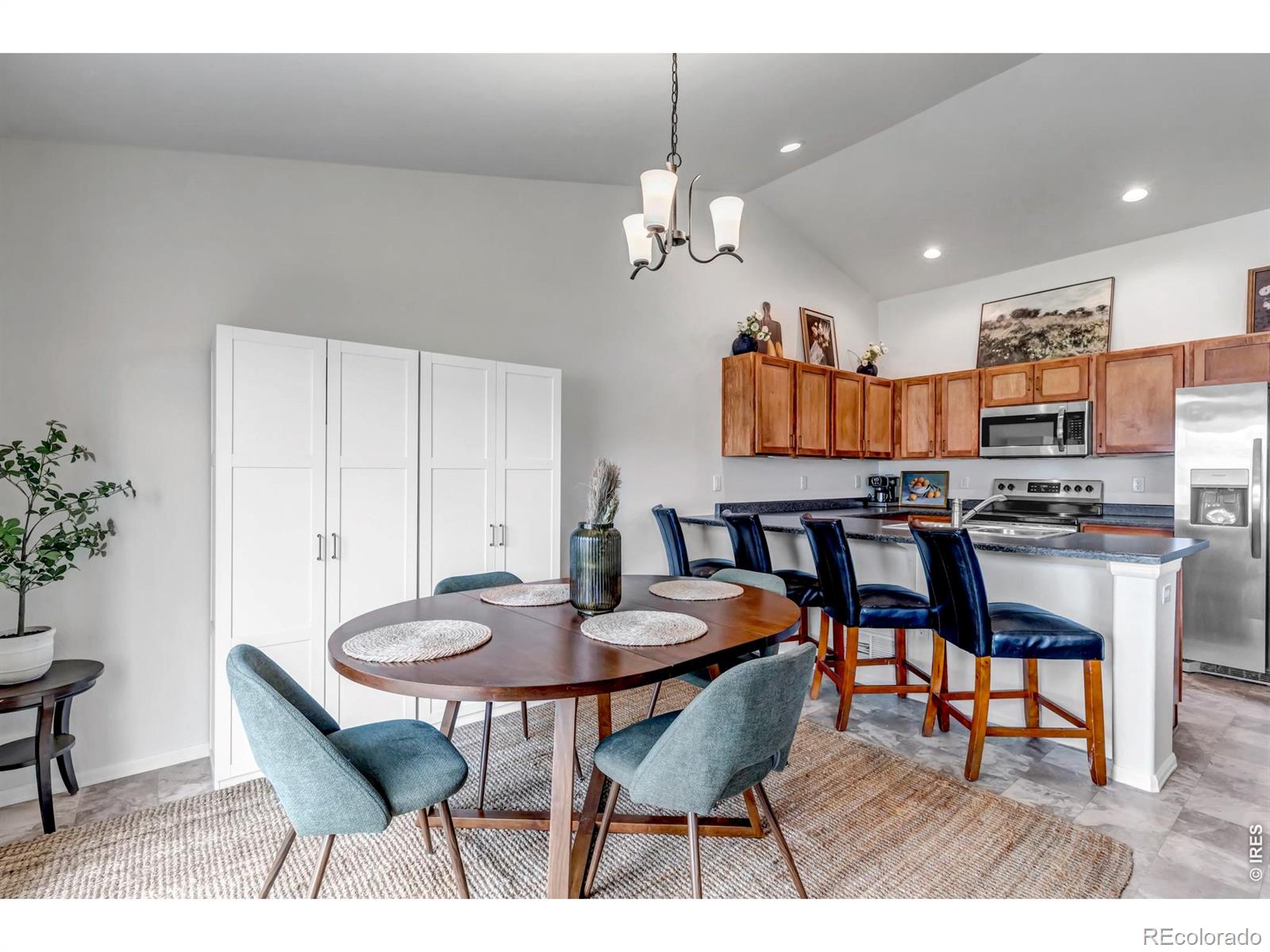 945 Maplebrook Drive