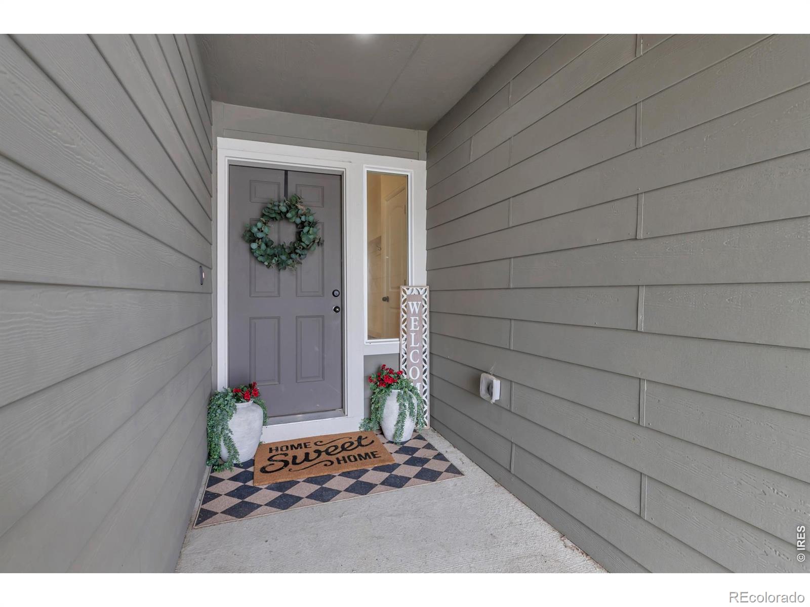 945 Maplebrook Drive