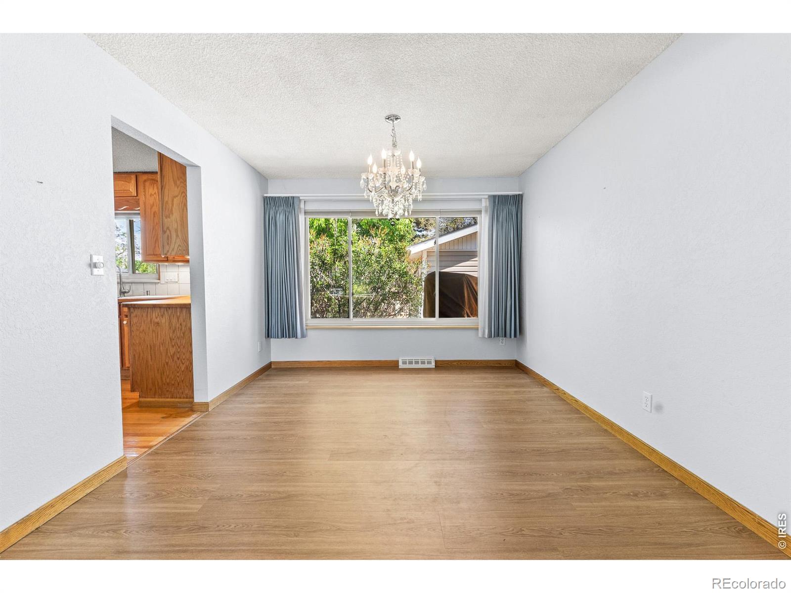 2709 W 17th Street