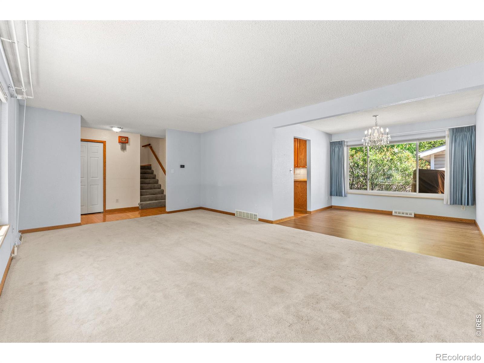 2709 W 17th Street