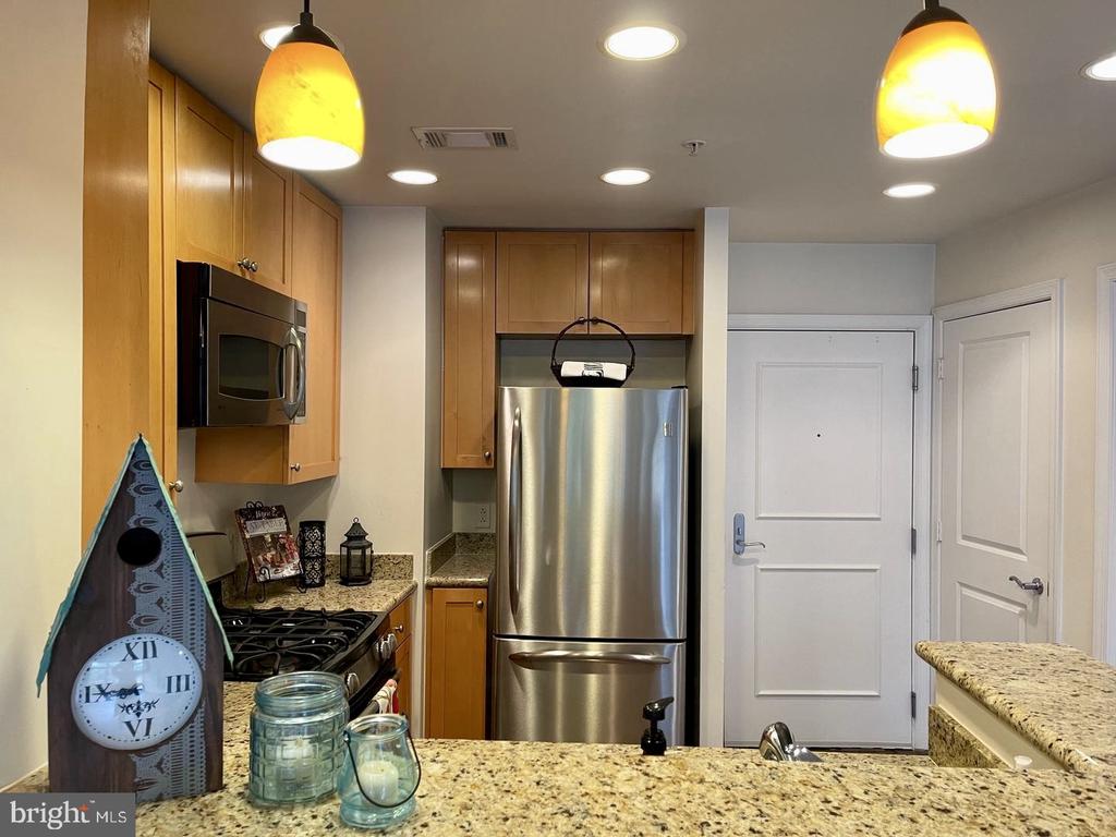 3600 S GLEBE ROAD 326W