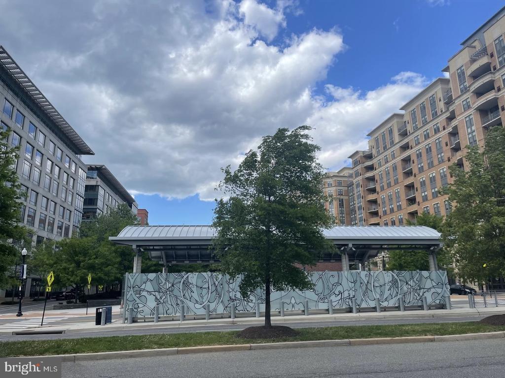 3600 S GLEBE ROAD 326W