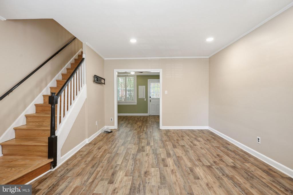2700 S 16TH STREET S 676
