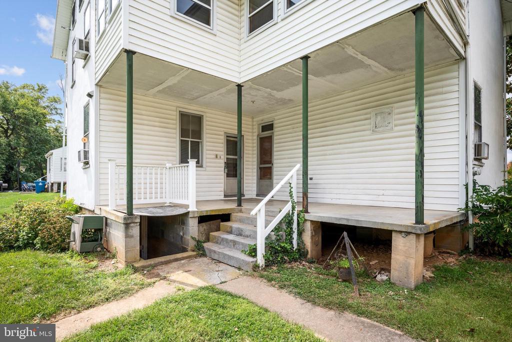 406 S CHURCH STREET