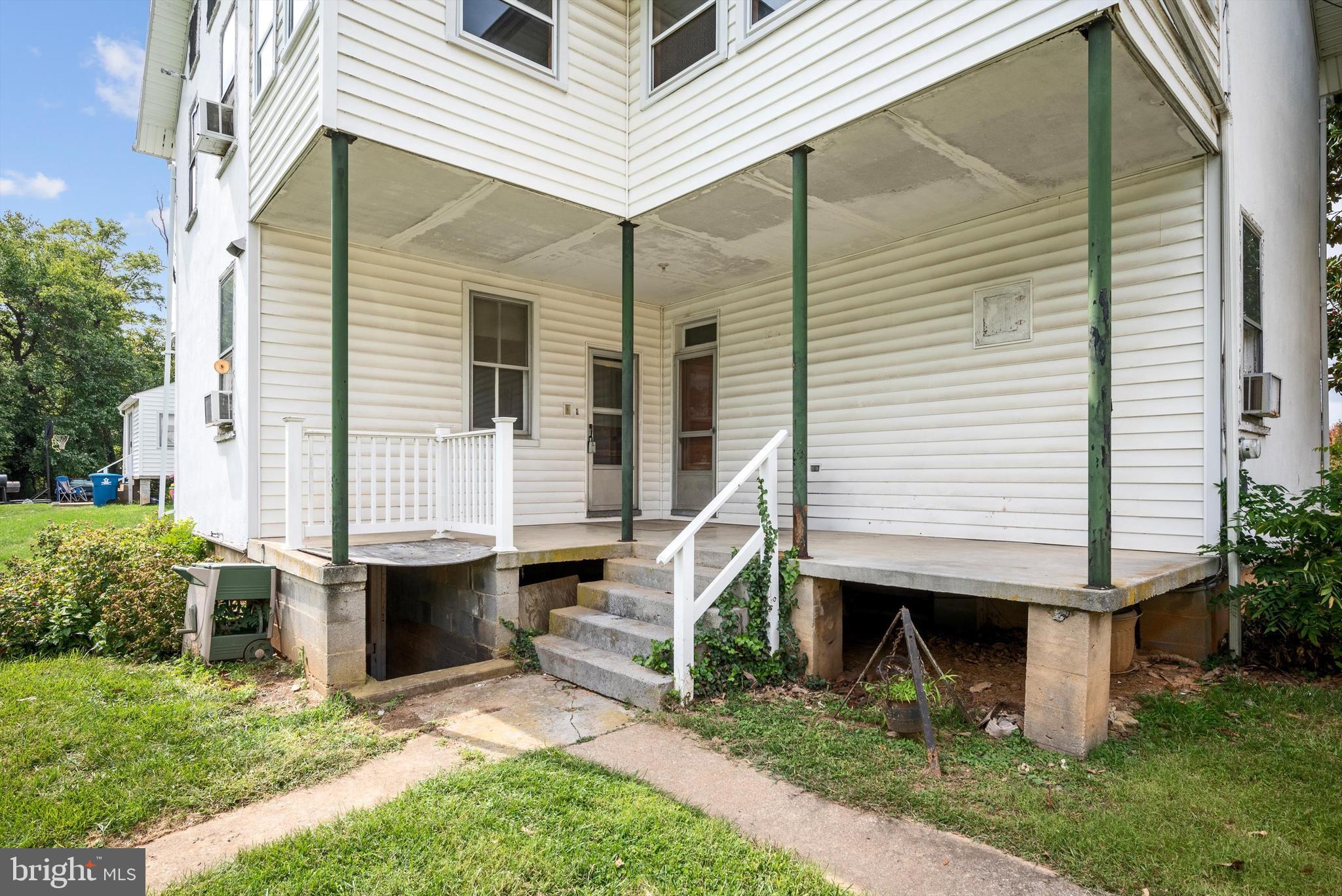 406 S CHURCH STREET