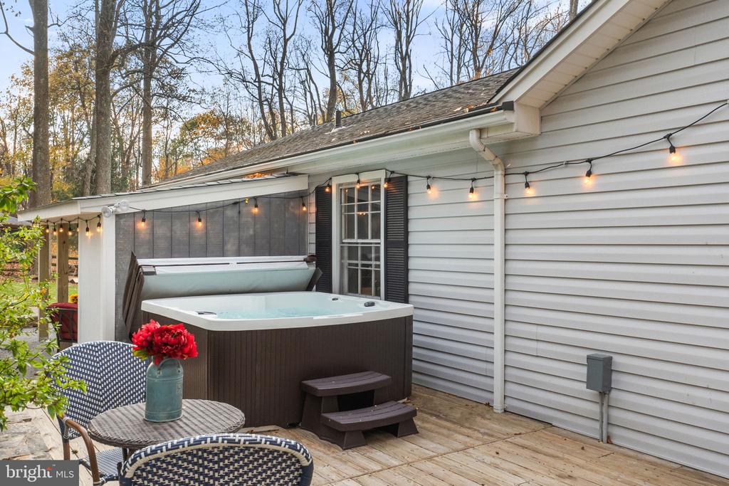 32651 MOUNT WEATHER ROAD