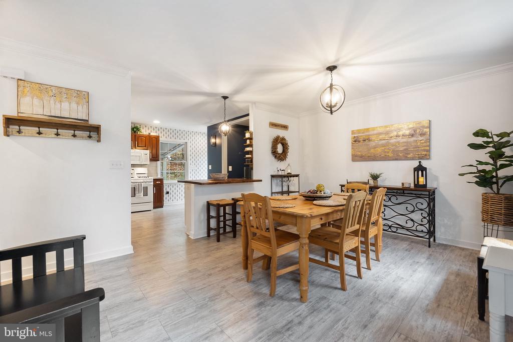 32651 MOUNT WEATHER ROAD