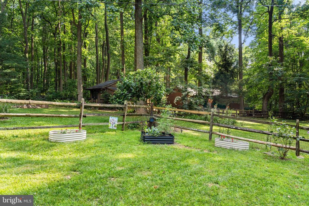 32651 MOUNT WEATHER ROAD