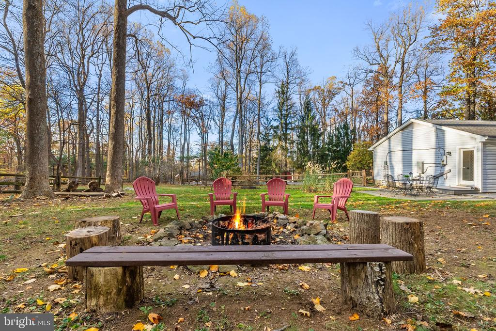 32651 MOUNT WEATHER ROAD