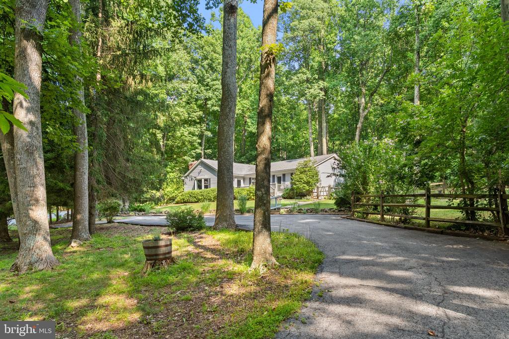 32651 MOUNT WEATHER ROAD