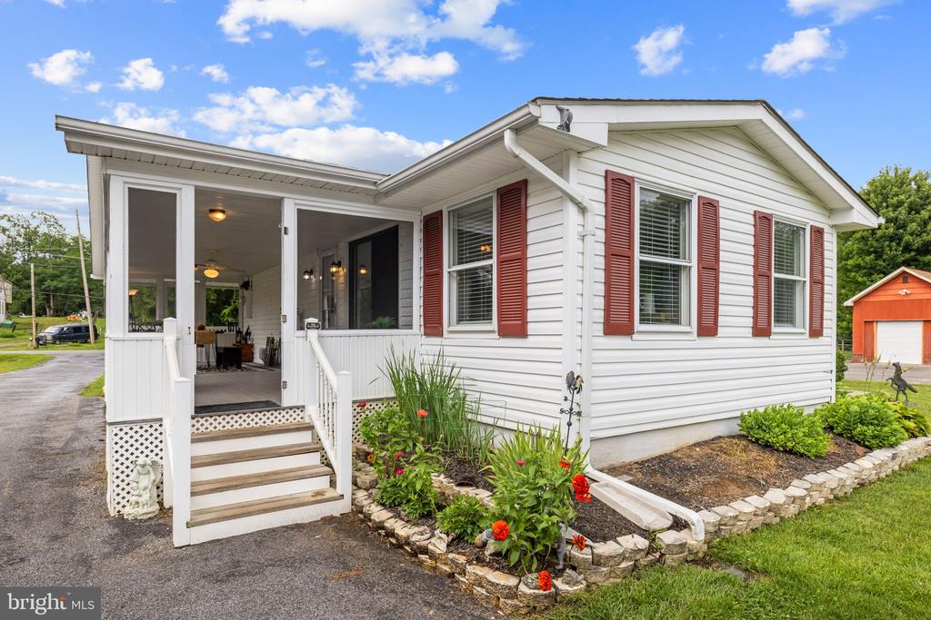 171 TRIPLE J ROAD