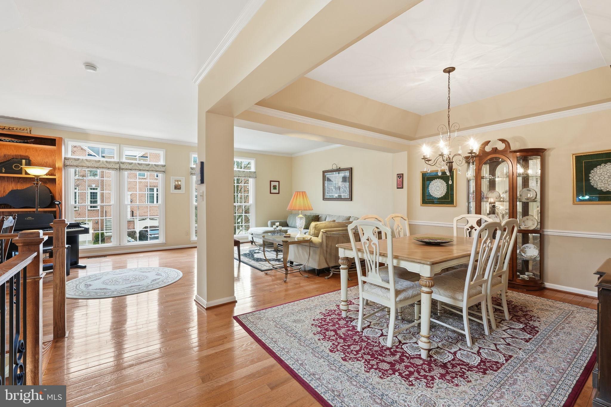 10444 COURTNEY DRIVE