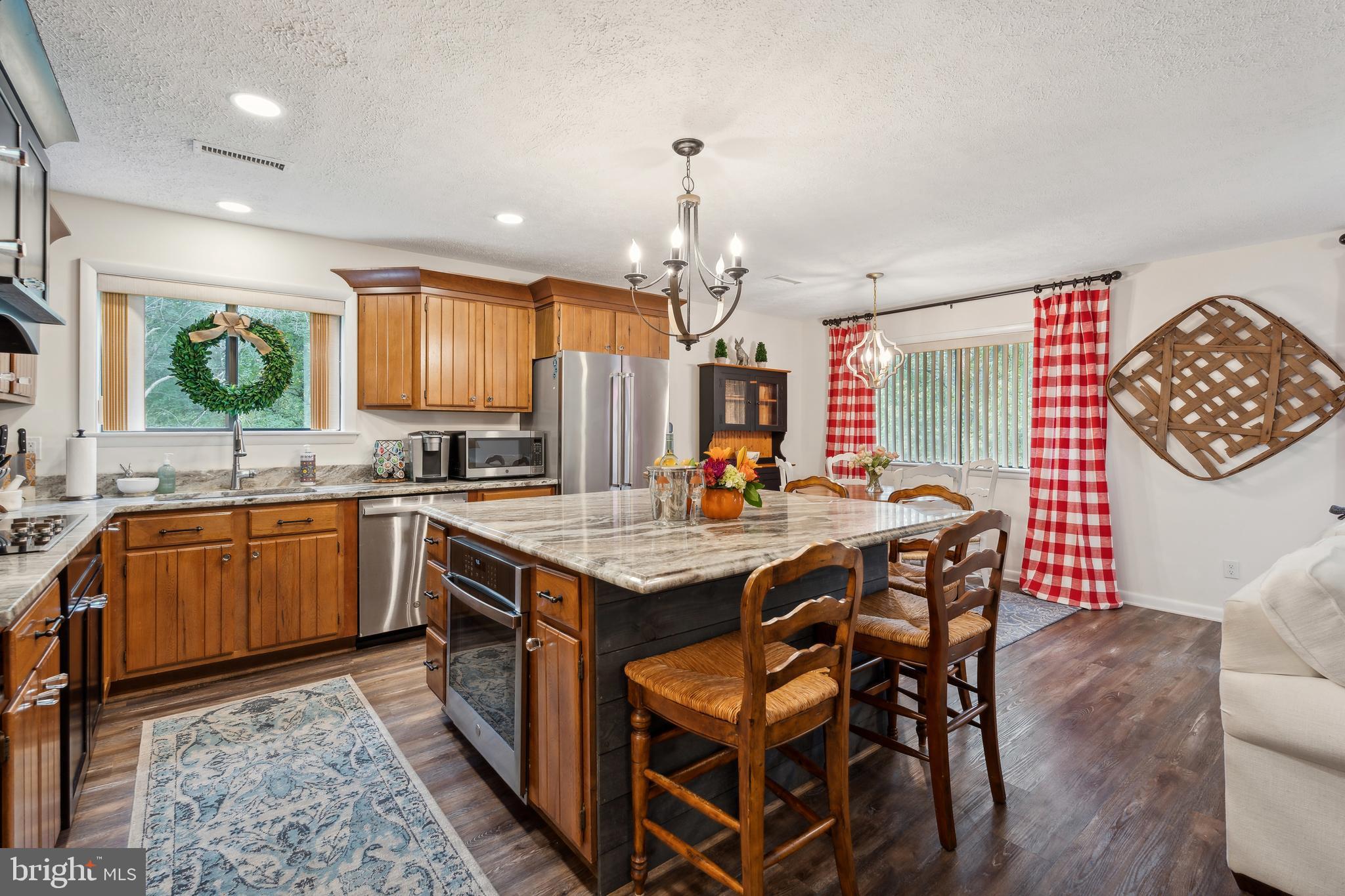 10551 COBBLER VALLEY LANE