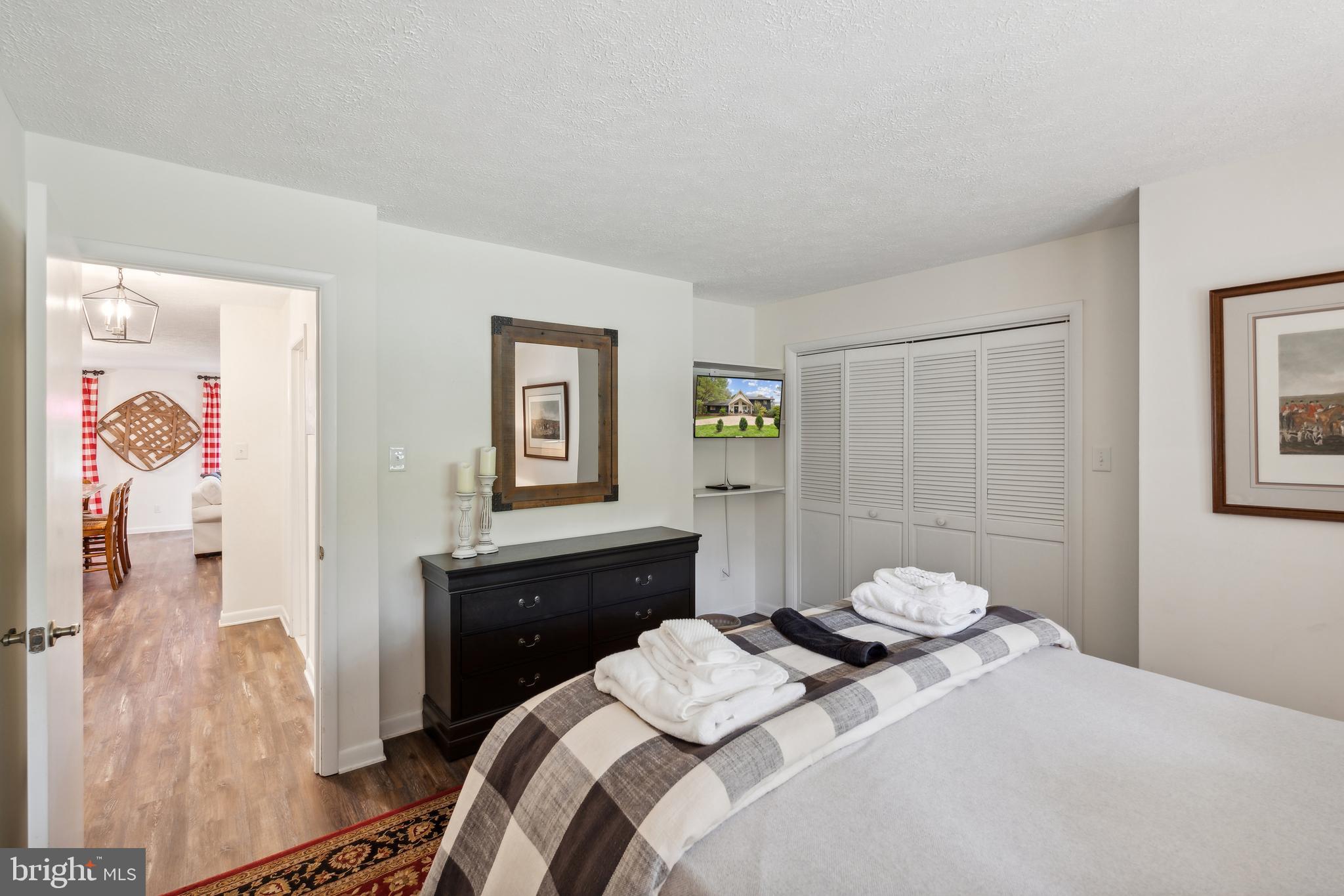 10551 COBBLER VALLEY LANE