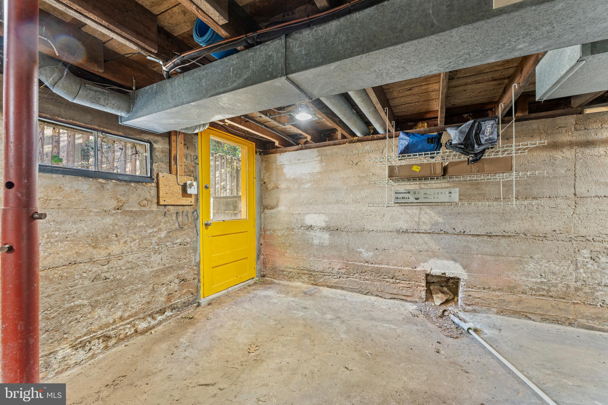 7401 FILLY LANE