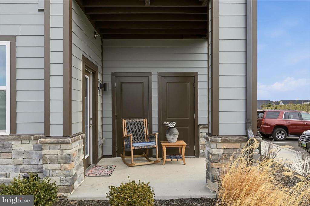 151 MCCORMICK CIRCLE Unit: 105