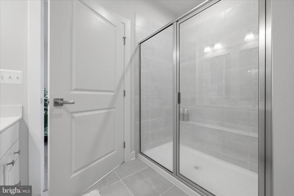 151 MCCORMICK CIRCLE Unit: 105