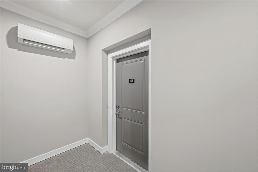 151 MCCORMICK CIRCLE Unit: 105