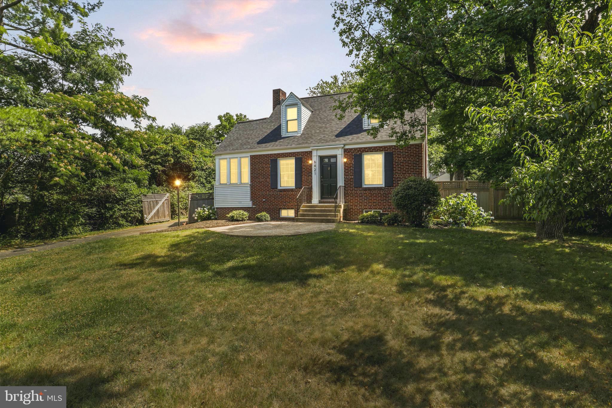 6421 S KINGS HIGHWAY