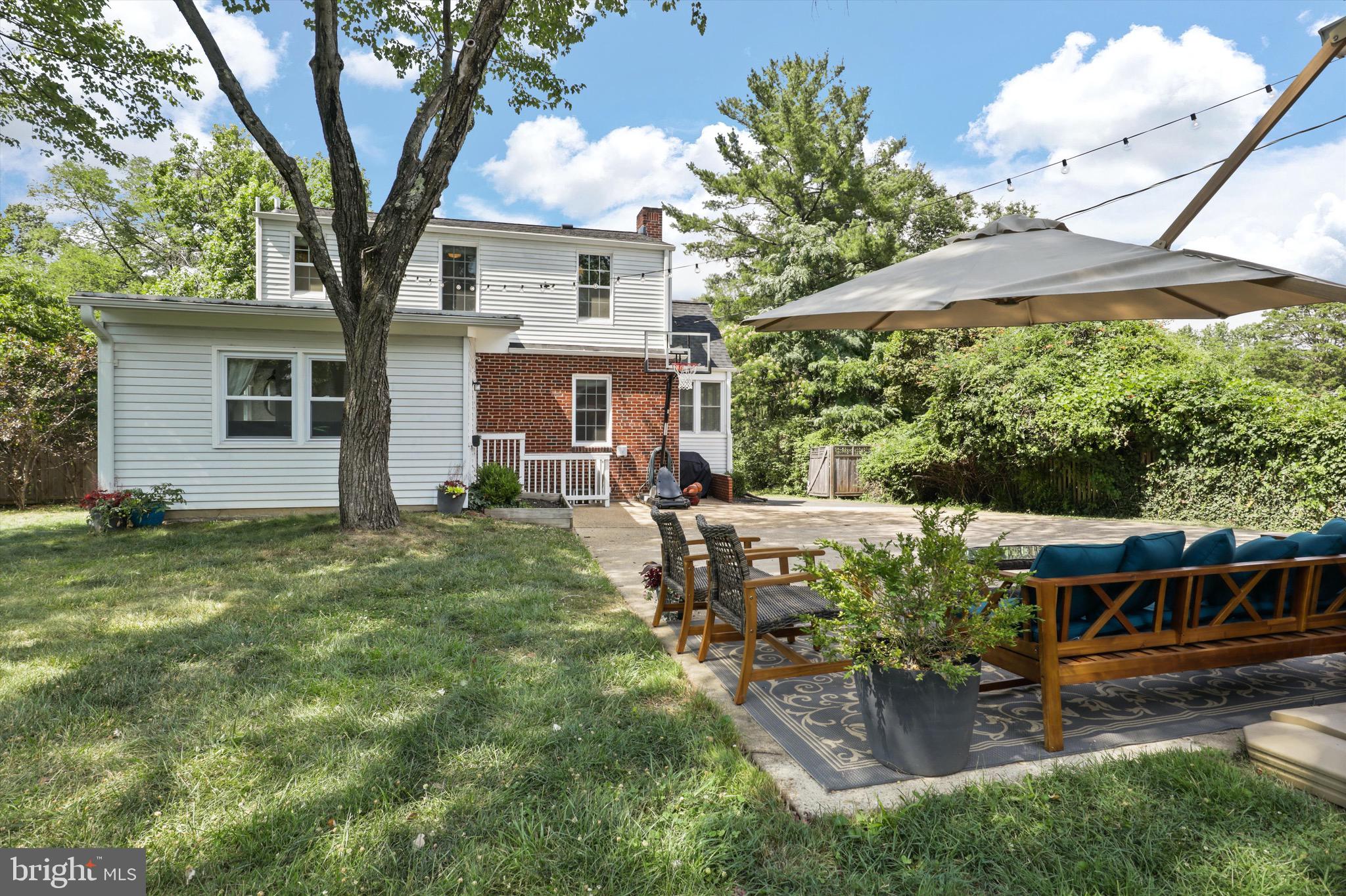 6421 S KINGS HIGHWAY