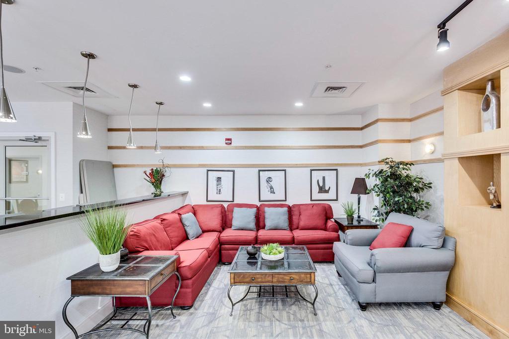 4480 MARKET COMMONS DRIVE 116