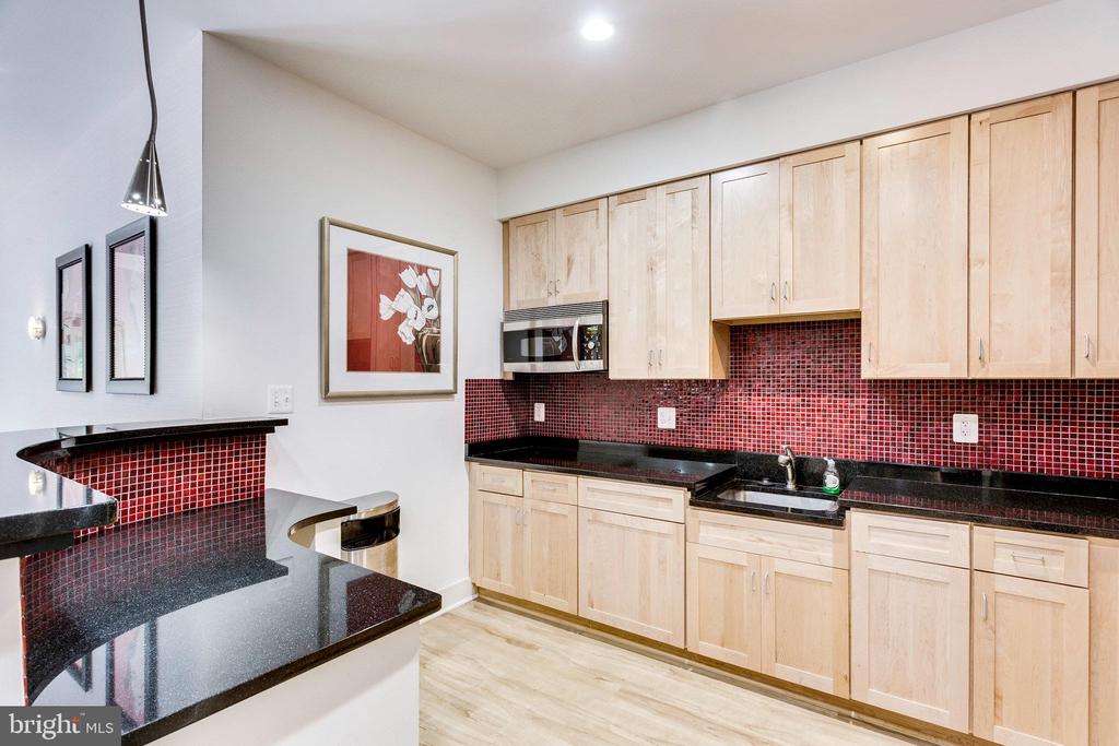 4480 MARKET COMMONS DRIVE 116