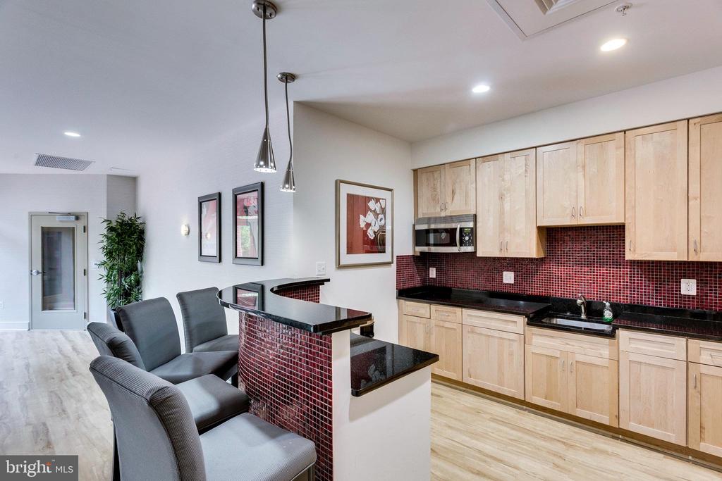 4480 MARKET COMMONS DRIVE 116