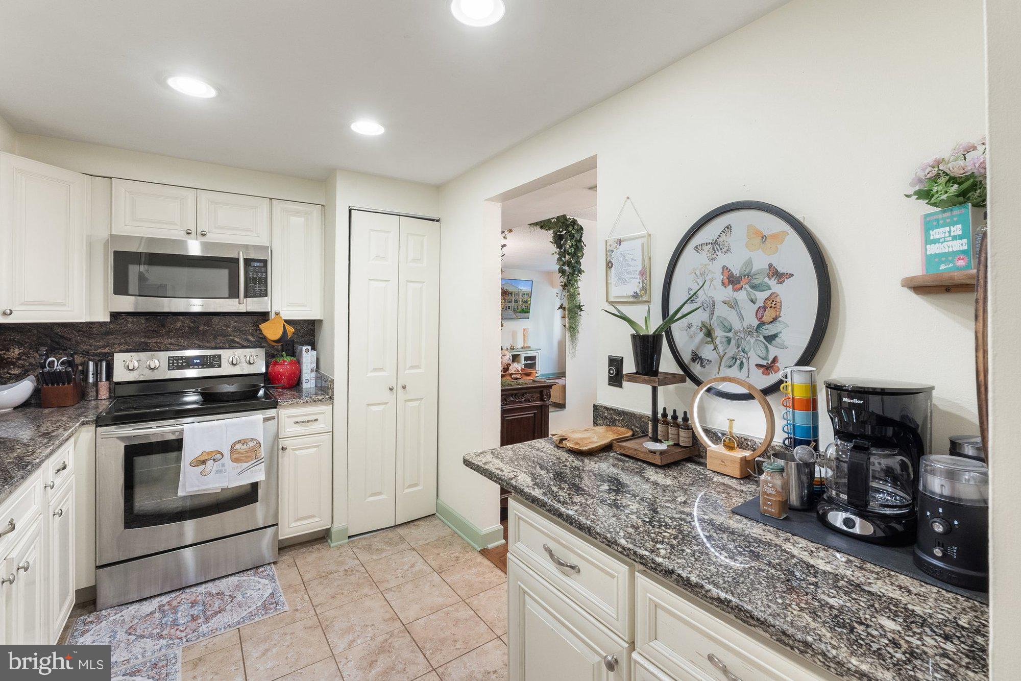 7651 TREMAYNE PLACE 207