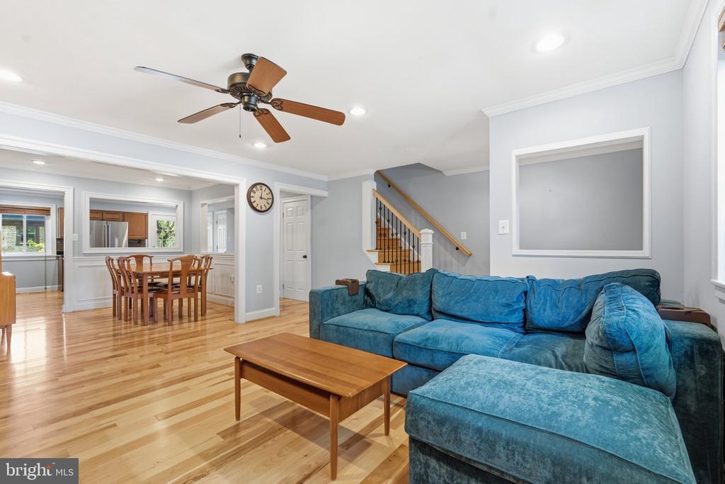 2902 JERMANTOWN ROAD Unit: 27