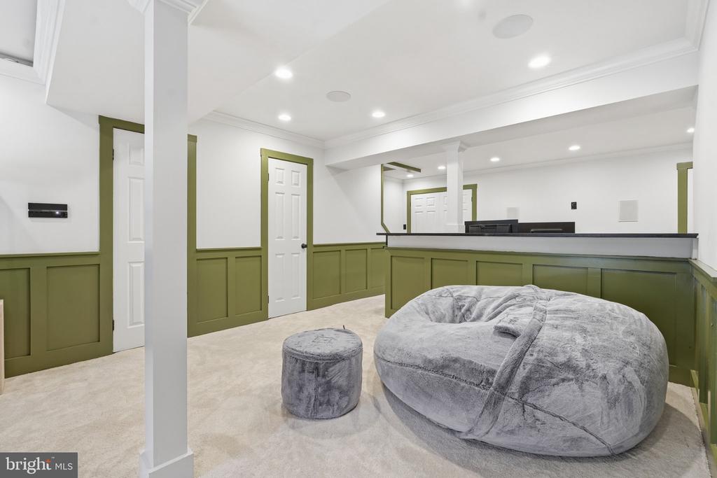 2902 JERMANTOWN ROAD Unit: 27