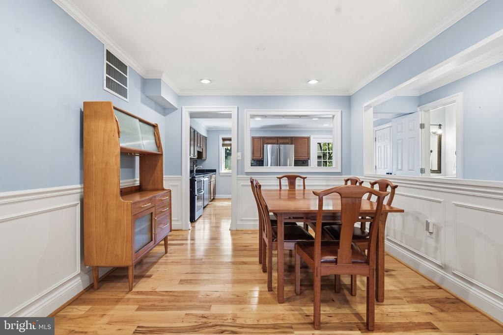 2902 JERMANTOWN ROAD Unit: 27