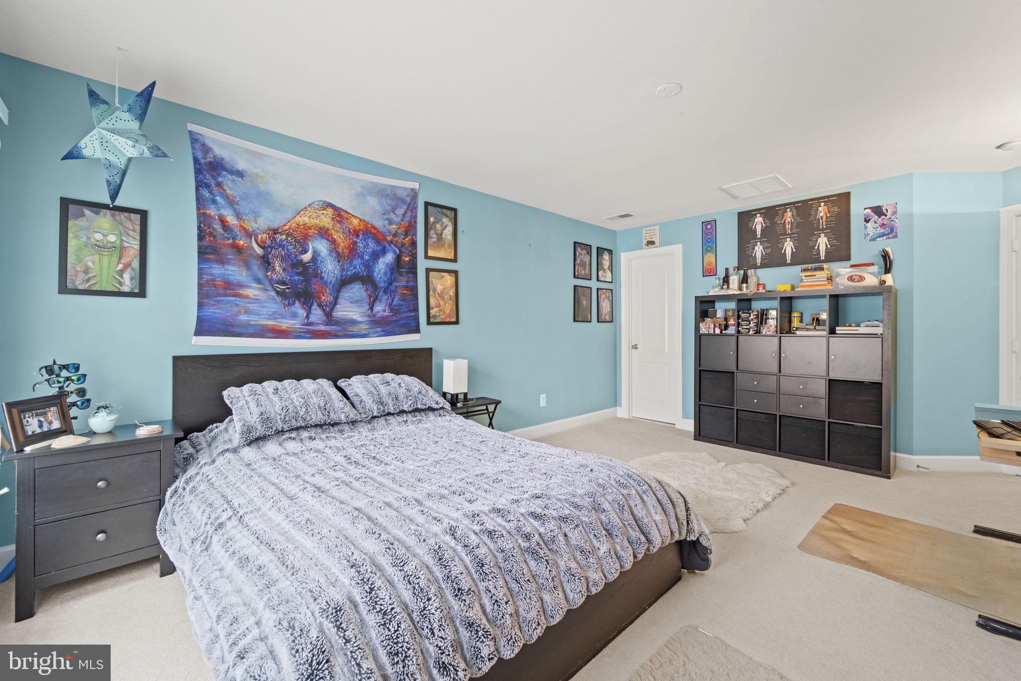 42747 MIRROR POND PLACE