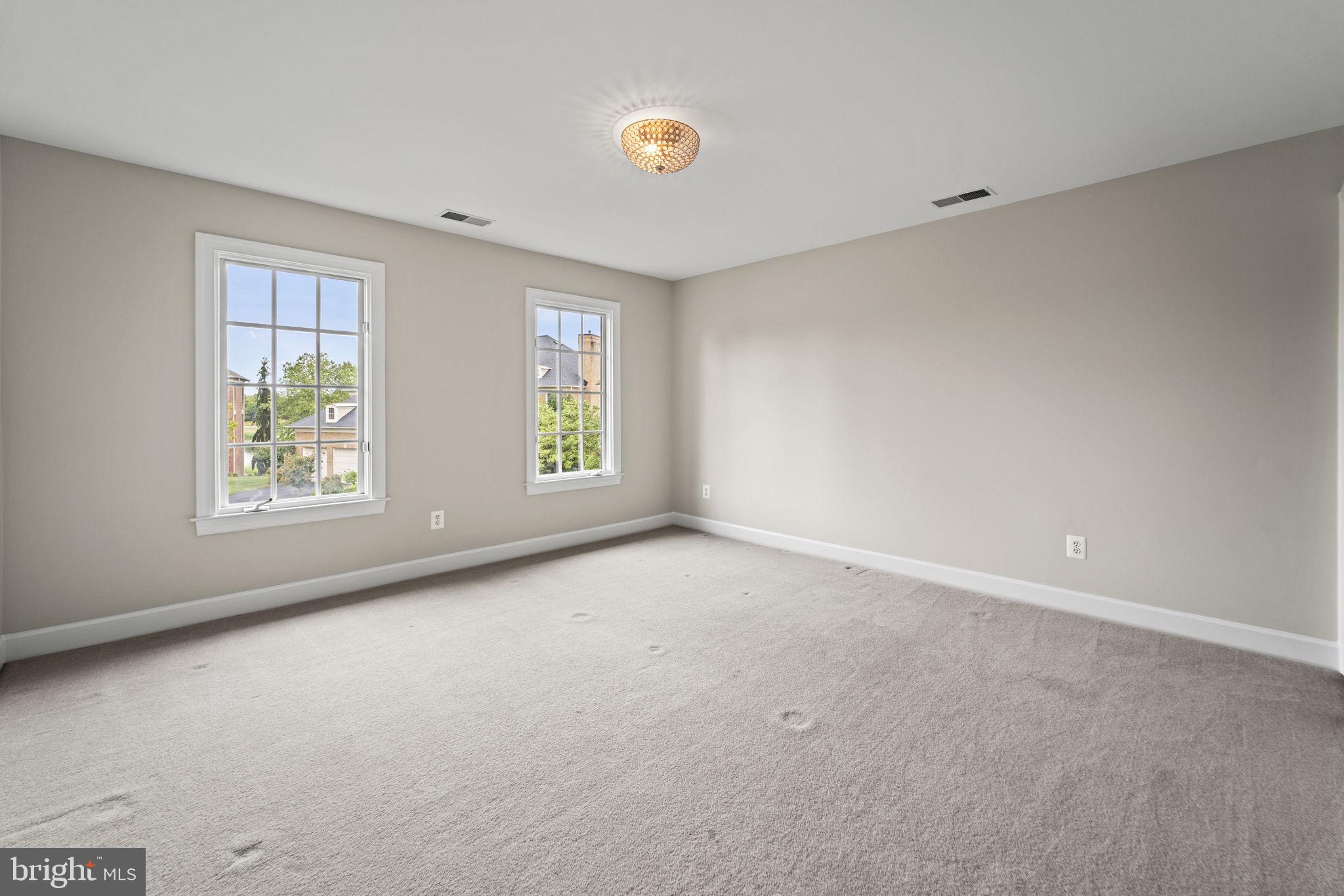 42747 MIRROR POND PLACE