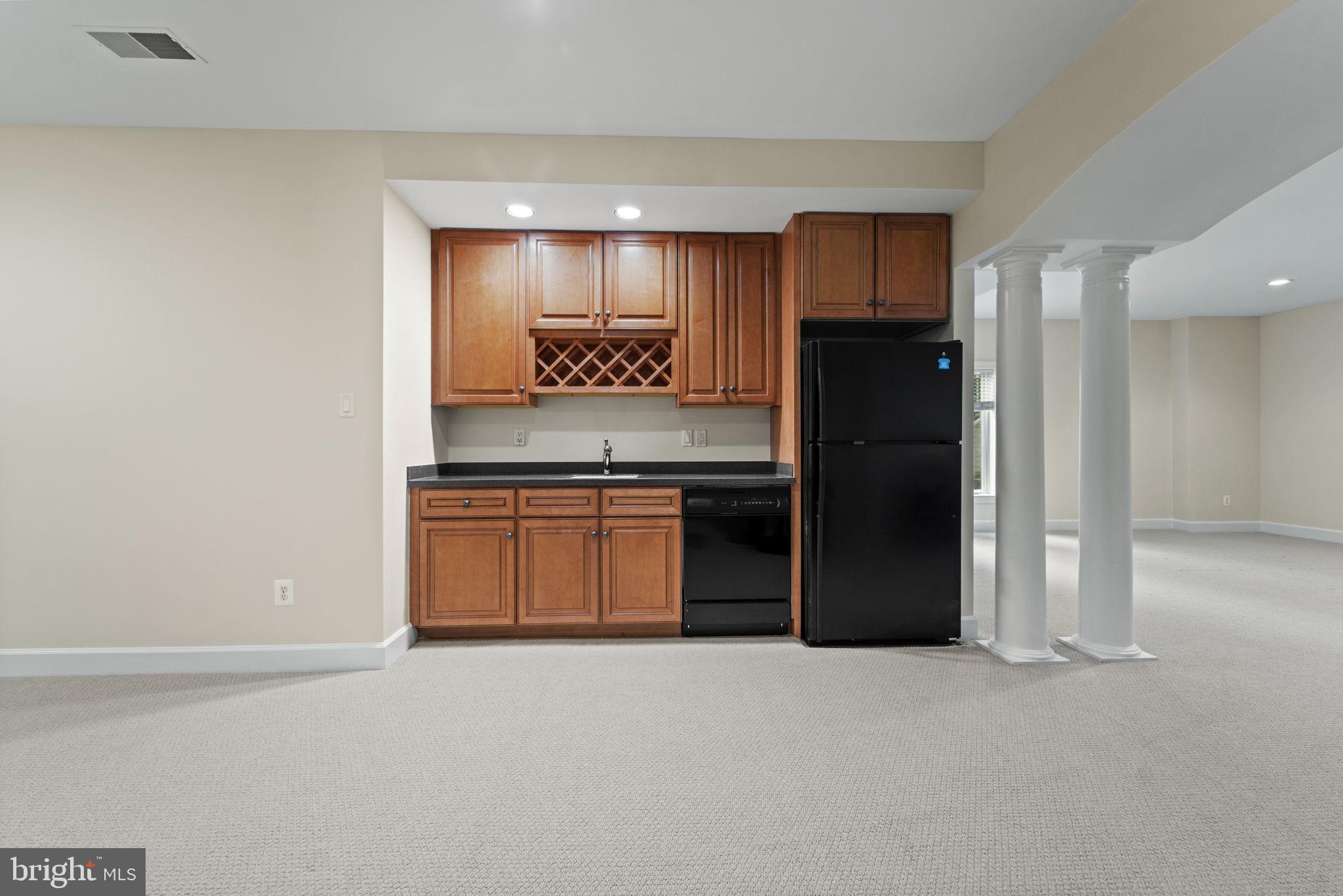 42747 MIRROR POND PLACE