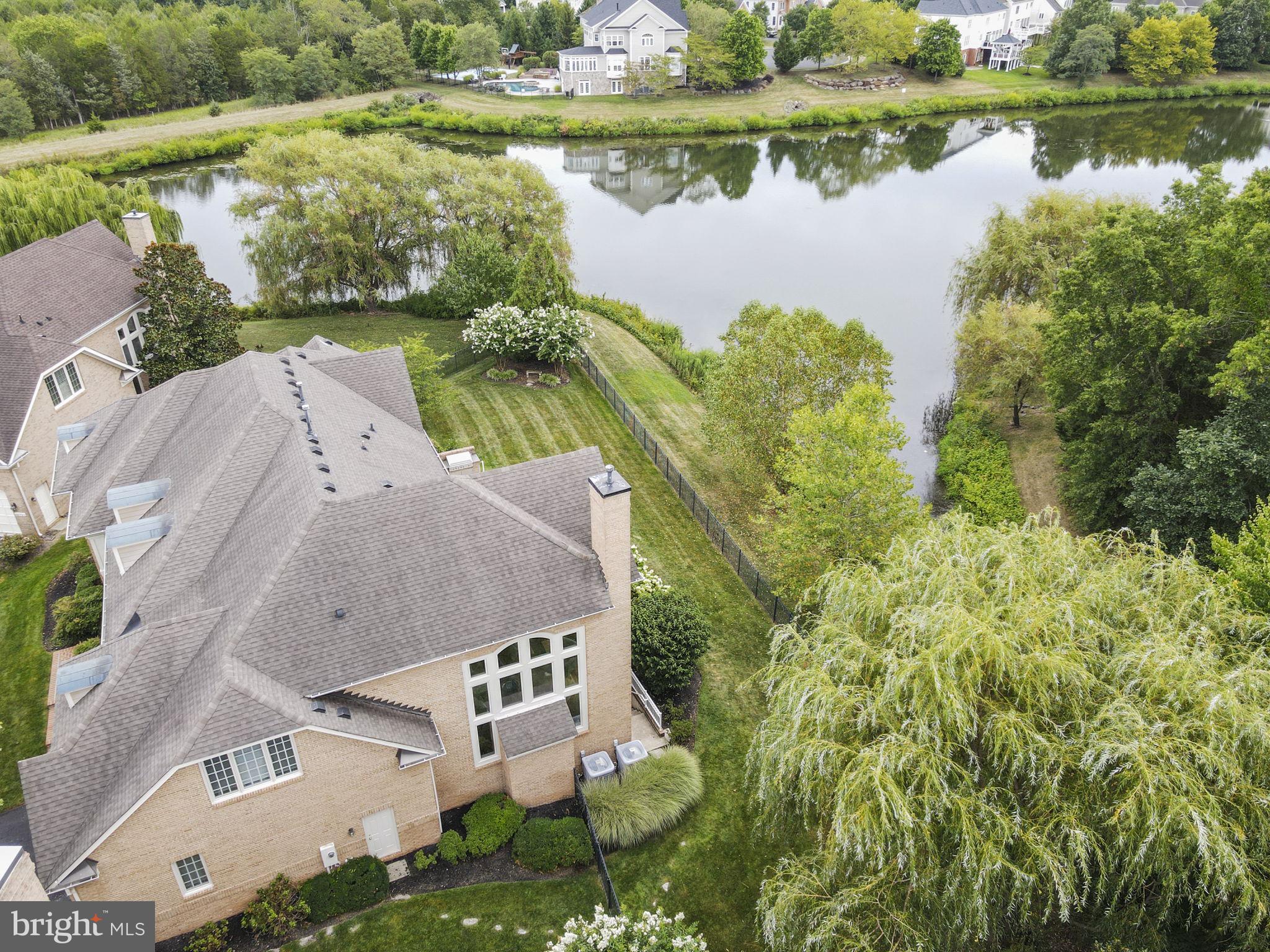 42747 MIRROR POND PLACE